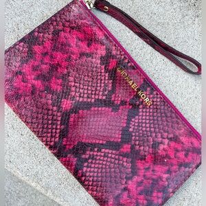 Michael Kors wristlet